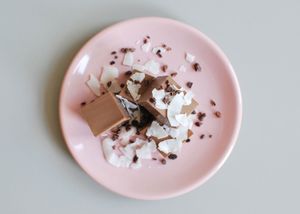 Chocolate and cardamom gummy squares
